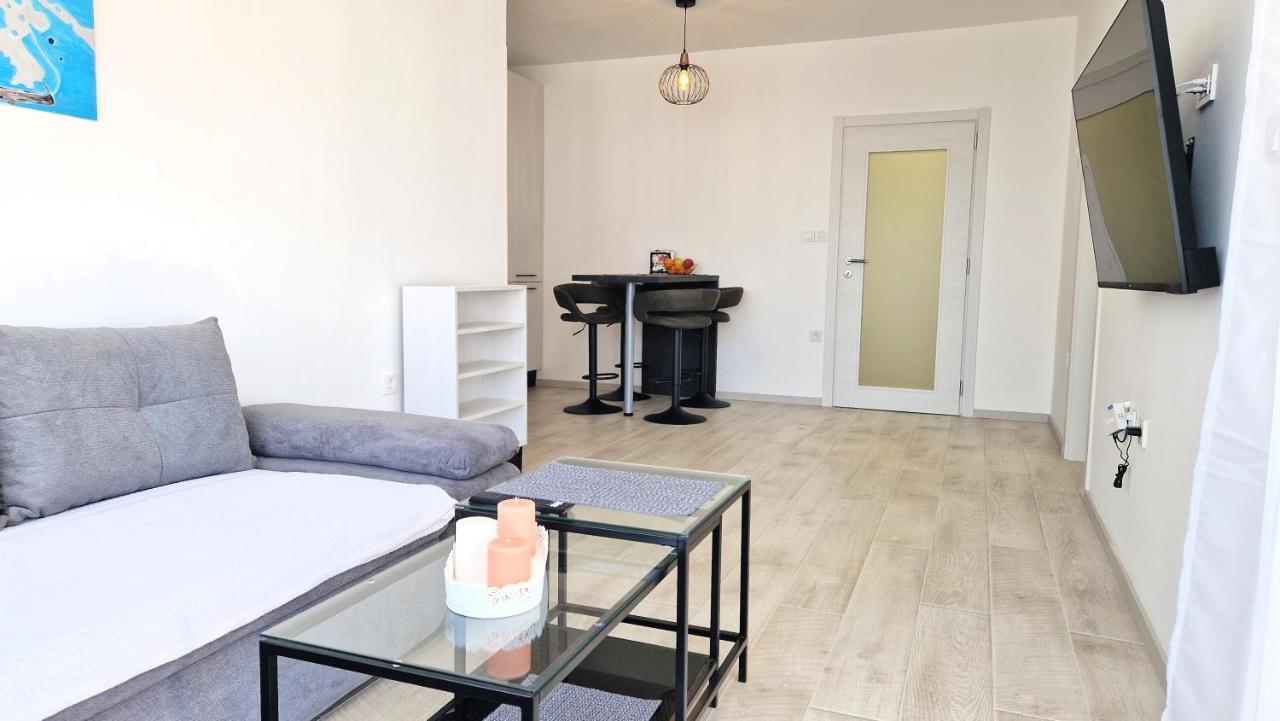 Apartment Lana 克尔克 外观 照片